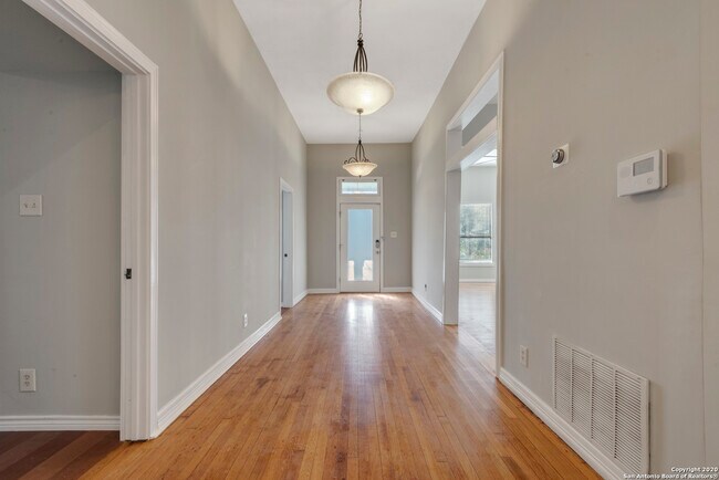 HALLWAY ENTRANCE - 321 Grove Ave