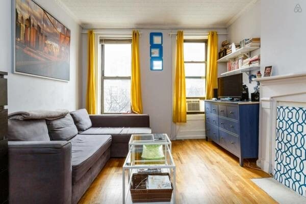 Sala de estar - 443 W 49th St