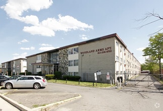 Building Photo - Woodland Arms Apartments