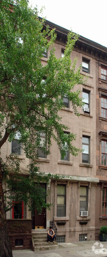 Building Photo - 1506 Pine St