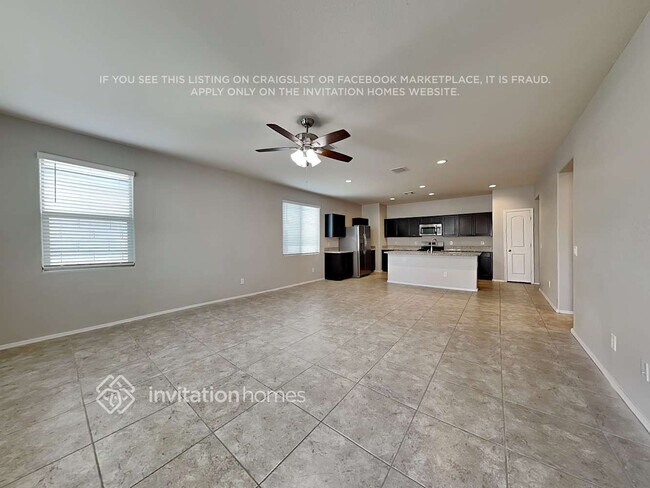 Foto del edificio - 31040 W Whitton Ave