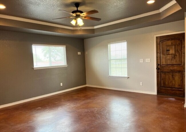 Foto del edificio - 2-Bedroom Barndominium