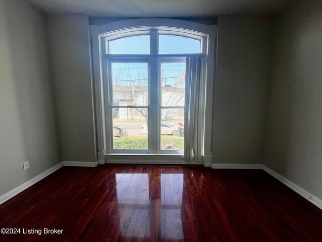 Foto del edificio - 951 S Brook St