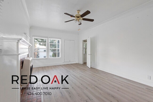 Foto del edificio - ~$445 OFF Each Month~ Fabulous, Sun-Drench...