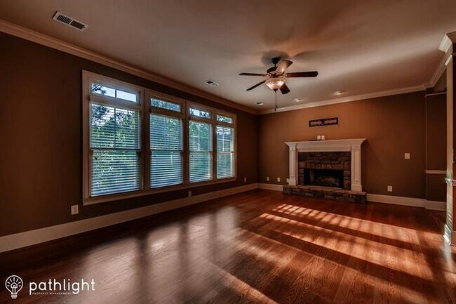 Building Photo - 247 Chandler Walk, Loganville, GA, 30052