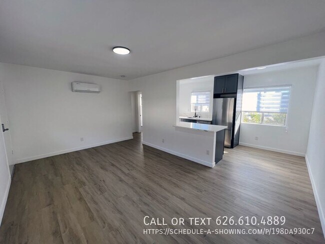 Foto del edificio - **NOW AVAILABLE** 521 E Live Oak, Unit E