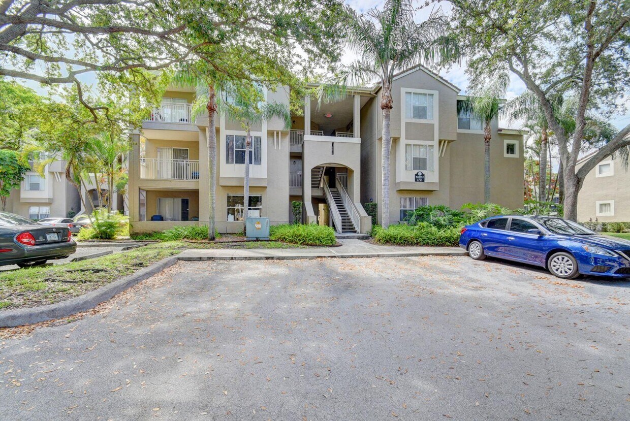 1725 Palm Cove Blvd Unit 2302, Delray Beach, FL 33445 Condo for Rent