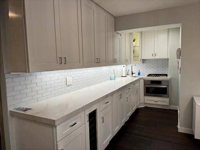 Foto del edificio - 100 W 57th St