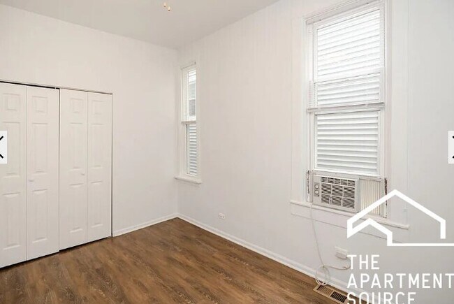 Foto del edificio - 2649 N Wayne Ave