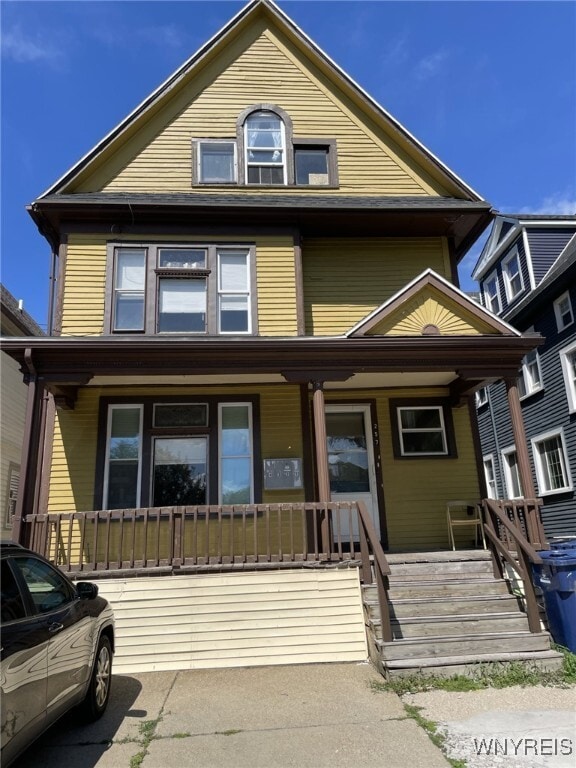 Building Photo - 257 W Utica St