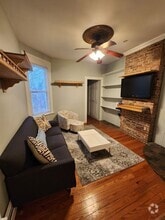 Building Photo - 207 Bowers St