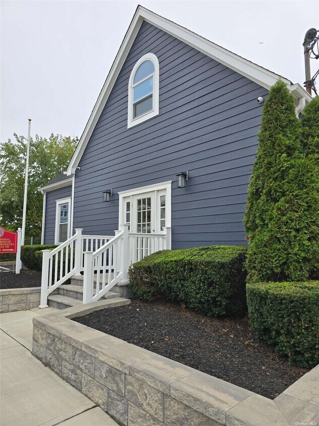 Primary Photo - 38 Church St