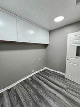 Building Photo - 616 Shaver St