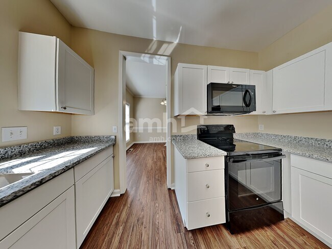 Building Photo - 7 Catbriar Ct