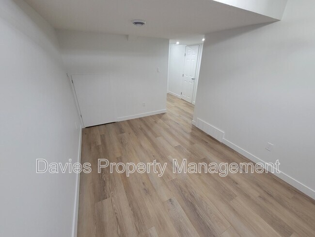 Photo du bâtiment - 8887 Carson Way SW