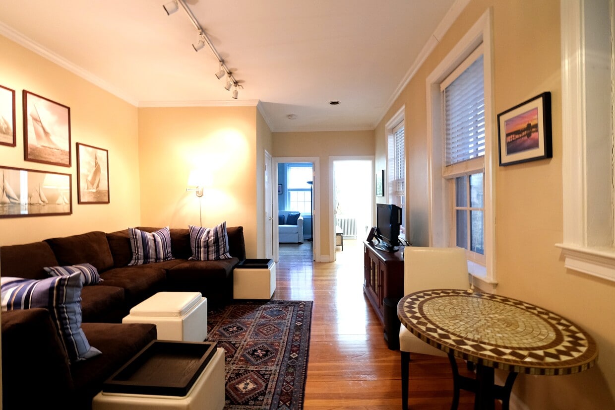 Living Room - 60 Myrtle St