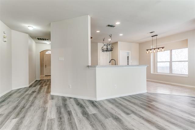 Foto del edificio - 2605 Silver Hill Dr