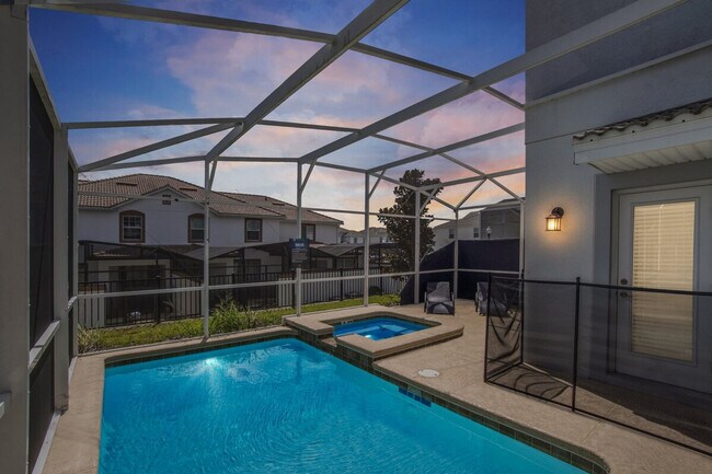Building Photo - 1555 Flange Dr