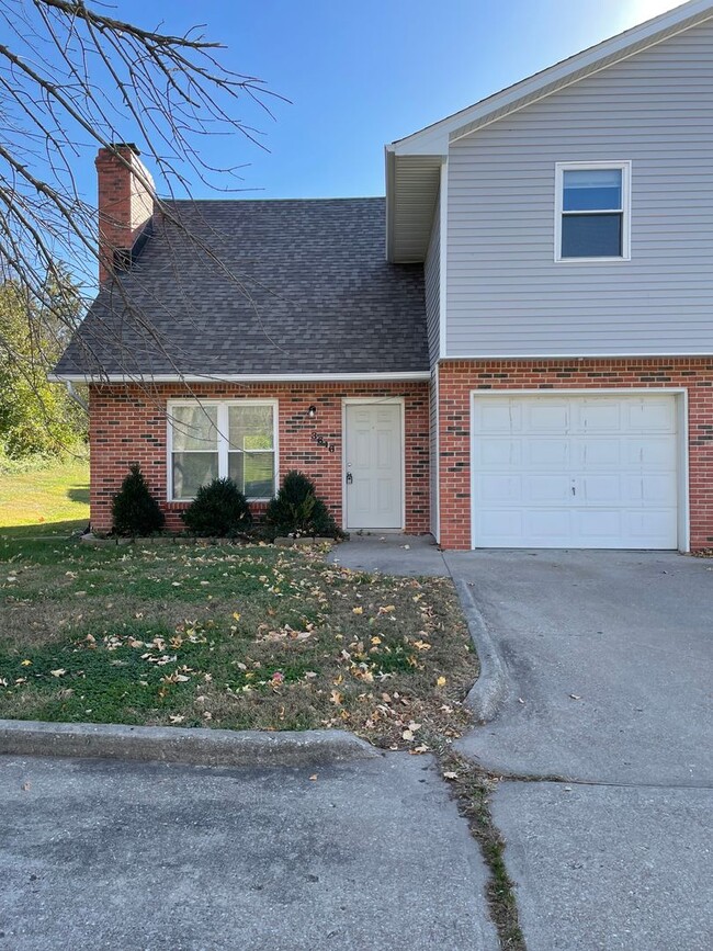 Building Photo - 3616-3618-3618 Hermitage Rd