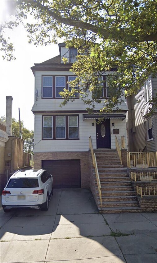 Primary Photo - 810 John F. Kennedy Blvd