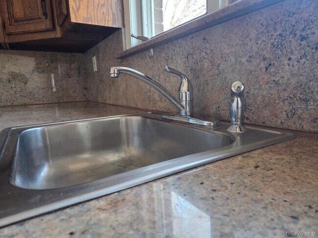 Foto del edificio - 68 Kirkwood Rd