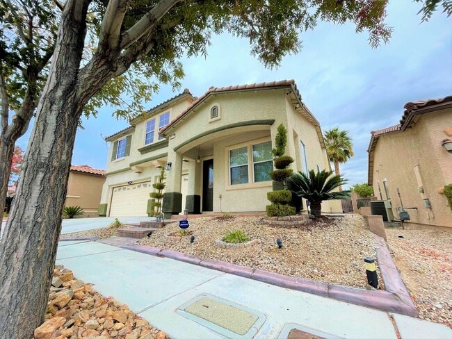 Foto del edificio - In the heart of Centennial Hills. 4BA, 3BR & 3-car garage