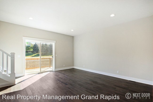 Building Photo - 3718 Sunchase Ave