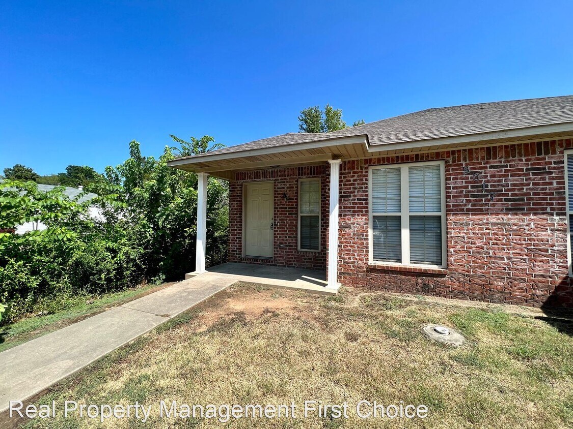 Primary Photo - 2 br, 1 bath House - 5017A S 28th St