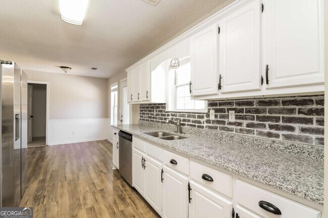 Building Photo - 171 Country Meadows Ct