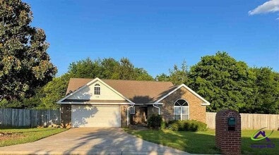 Building Photo - 112 Mallards Landing Dr