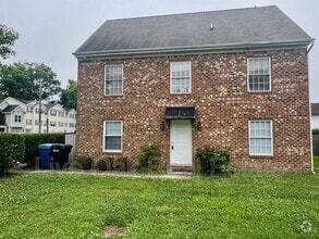 Building Photo - 1606 Parks Ave