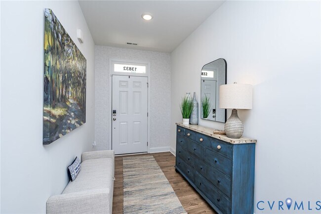 Foto del edificio - 13832 Randolph Pond Ln