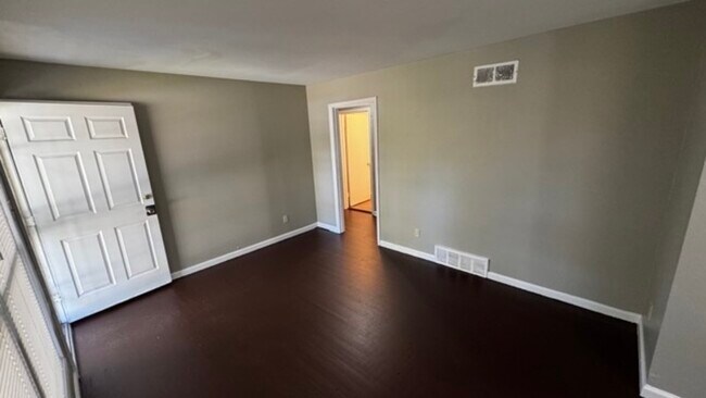 Foto del edificio - 2183 Cassie Ave