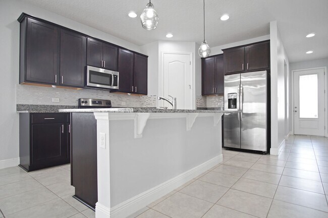 Building Photo - 5627 Western Sun Dr