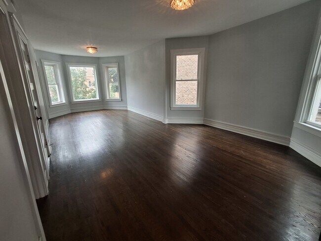 Foto del edificio - 2641 W Altgeld St