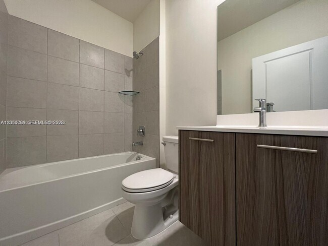 Foto del edificio - 8363 NW 41st St