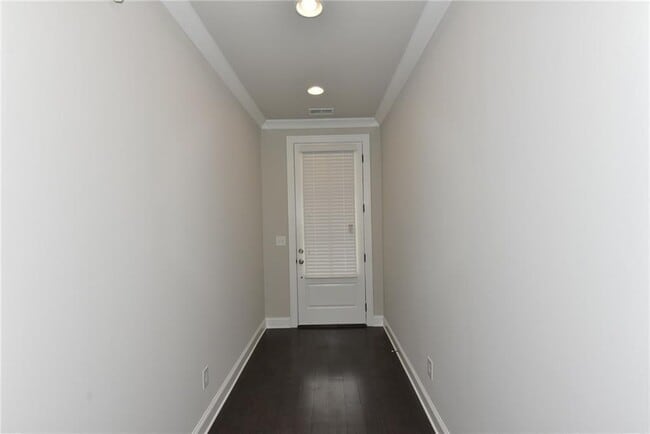 Building Photo - 5236 Cresslyn Rdg