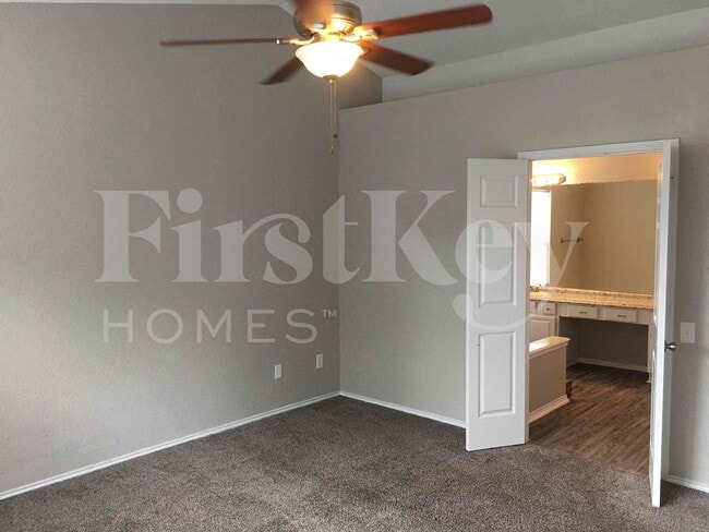 Building Photo - 3217 Marie Ln