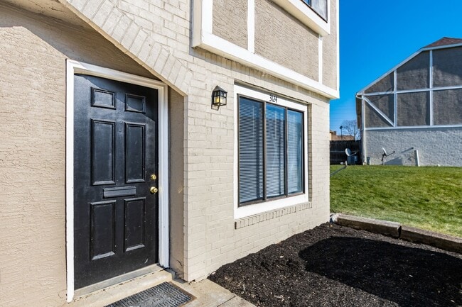 Building Photo - 3113-3123 Francinelane Dr