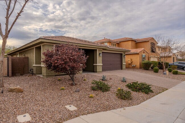 Foto del edificio - *POOL* Beautiful Gilbert Home Nestled at t...