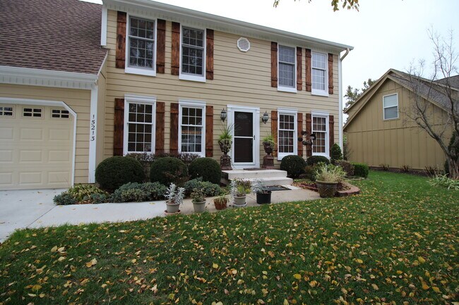 Foto del edificio - 4 Bed Home Premium Fixtures
