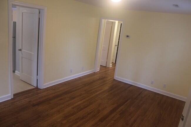 Foto del edificio - 2332 Albright Dr