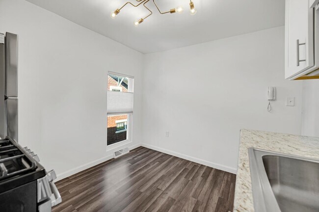 Foto del edificio - 204 Brown St