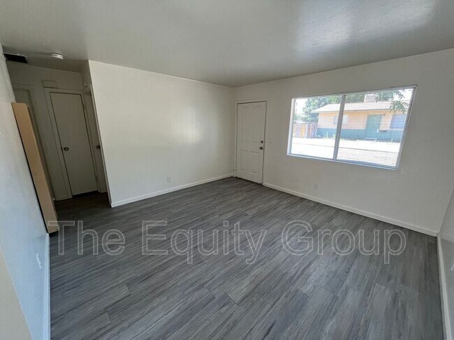 Building Photo - 397 S Valencia Blvd