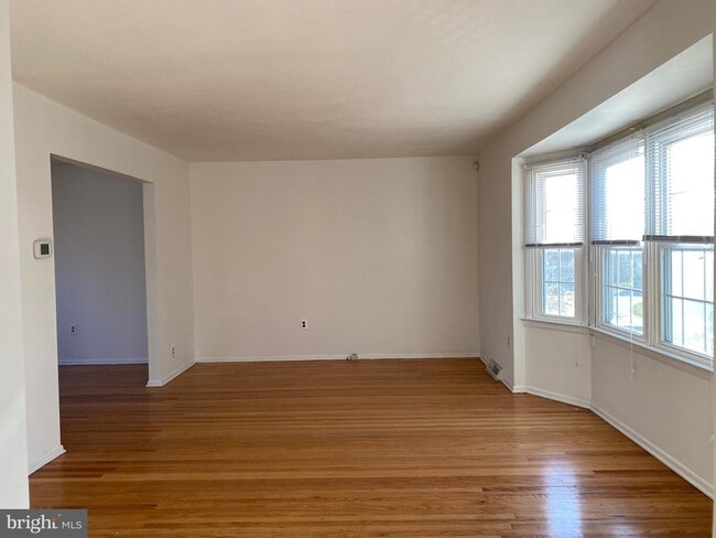Building Photo - 721 Fiske Ln