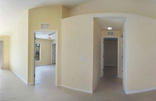Foto del edificio - 915 SW 8th Pl