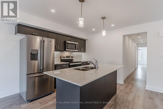 Photo du bâtiment - 23 Hay Ln.