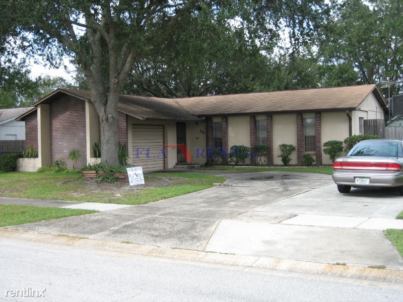 Primary Photo - 7611 Autumn Pines Dr