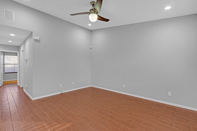 Foto del edificio - 440 Goldshire Pl
