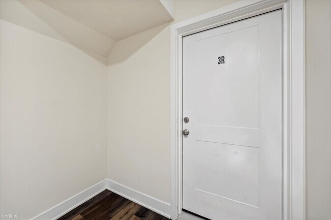 Foto del edificio - 3 br, 2 bath 4plex - 1804 W Berks St Unit 3R